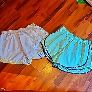 2 pairs Nike Dri Fit Shorts Great Condition Large